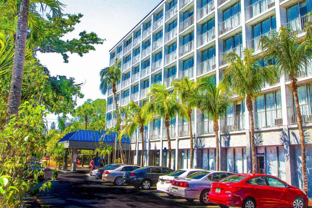 North Miami Beach Gardens Inn & Suites Image 15