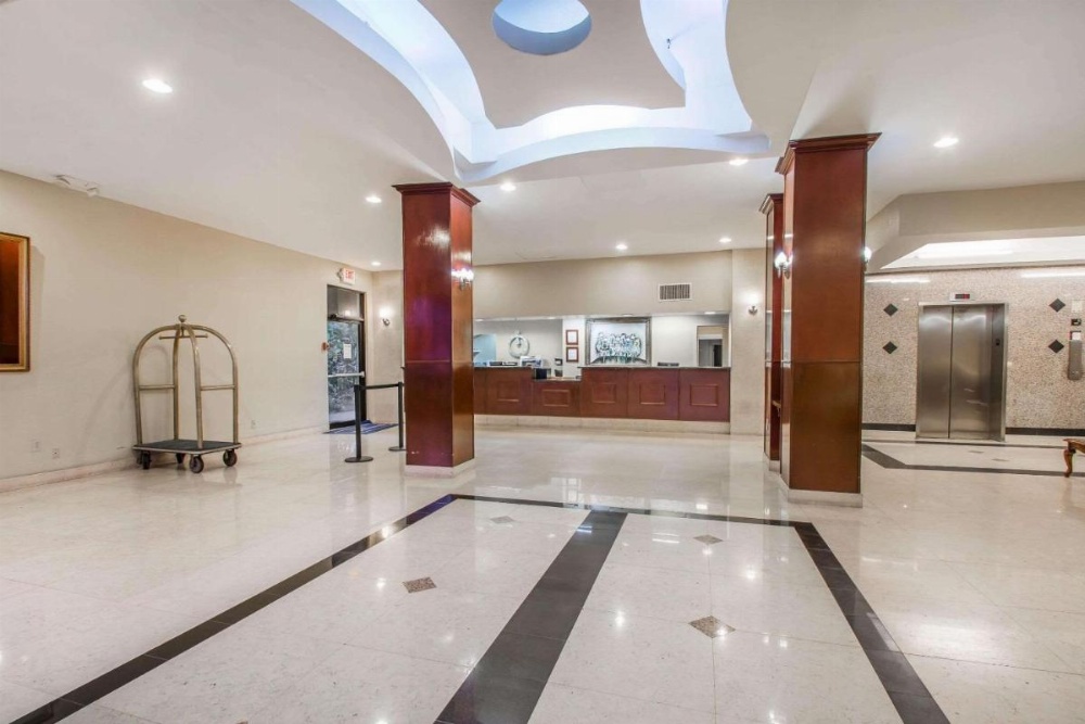 North Miami Beach Gardens Inn & Suites Image 6